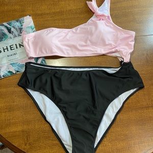 NWT Monokini